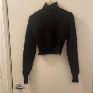 Fashion nova Black Fuzzy Turtleneck cropped Sweater sz m
